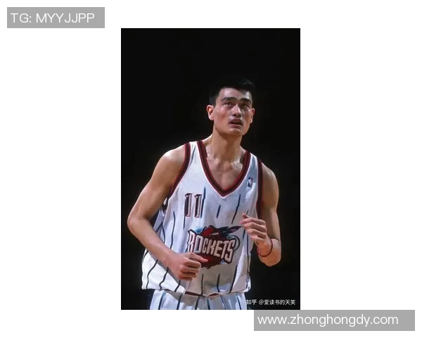 姚明拼搏进取的传奇人生与篮球梦想的追逐之路