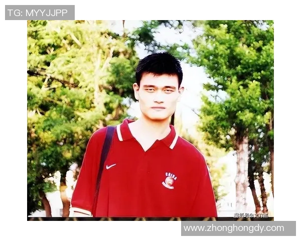 姚明退役后的生活点滴与走路背后的故事分享 姚明退役后的生活点滴与走路背后的故事分享