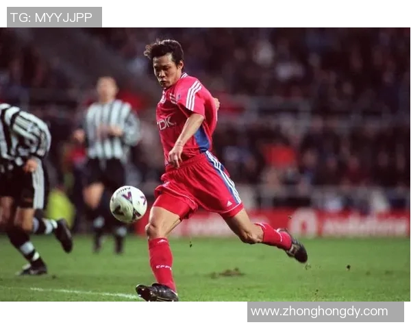 足球明星的颜值与球技究竟哪个更吸引人你怎么看待他们的外貌魅力