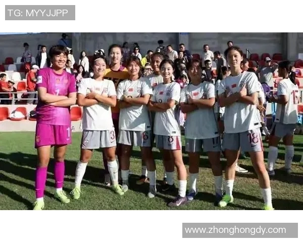 女足球明星风采展现她们在绿茵场上的精彩瞬间与动人魅力