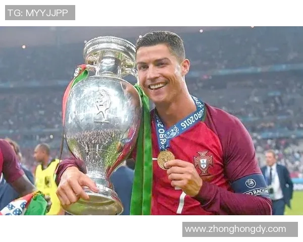 足球明星Miracle的传奇故事与辉煌成就揭秘