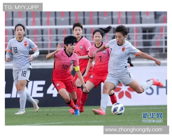 足球明星与黑色衬衫女孩的浪漫邂逅揭示了青春与梦想的交织故事