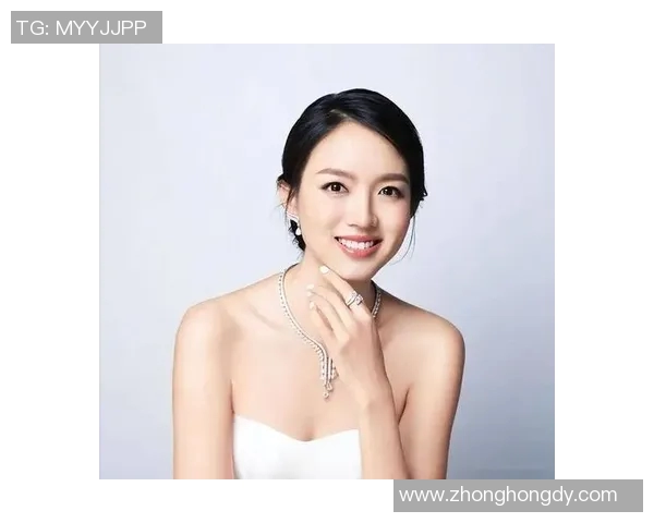 足球明星的女儿们才华横溢她们在各领域展现非凡魅力与才华 足球明星的女儿们才华横溢她们在各领域展现非凡魅力与才华